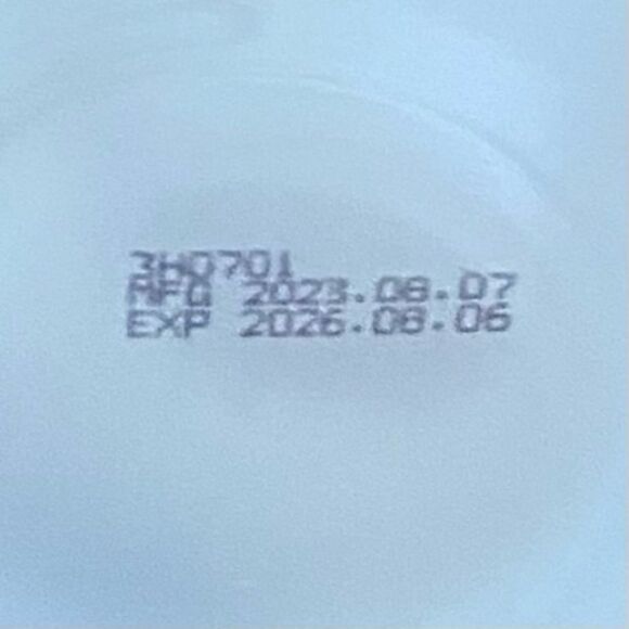 NIB New Licorne Vegan Cactus Deep Moist Serum. 1.52 oz/45 ml - Picture 13 of 14